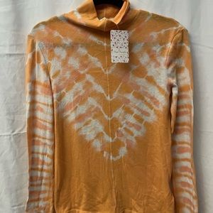 NWT Free People Womens size small long sleeve top